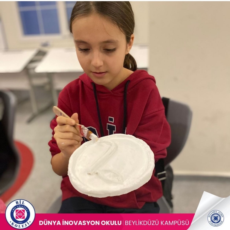 Görsel sanatlar kulübü seramik çalışması