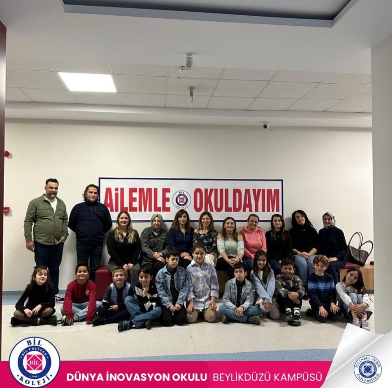 Bugün okulumuzda öğrencilerimizin de aileleri ile katıldığı “Ailem okulda” etkinliğini gerçekleştirdik. Öğrenciler ve ailelerin birlikte katıldığı etkinlikler, öğrencilerin motivasyonunu artırır ve kendilerini daha değerli hissetmelerini sağlar. Ailelerin okula yakınlaşmasına ve eğitim sürecine daha aktif katılmasına olanak tanır. Bu etkinlikler, öğrencilerin iş birliği ve problem çözme becerilerini geliştirirken, ailelerle birlikte geçirilen zaman sayesinde duygusal bağları güçlendirir. Ayrıca, toplumsal dayanışma ve paylaşım kültürünü destekleyerek okul topluluğunda pozitif bir atmosfer oluşturur. Bütün velilerimize katıldıkları için çok teşekkür ediyoruz.