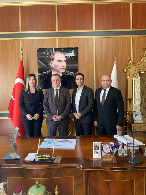 Yunusemre Belediye Başkanı Sayın Semih BALABAN'a Ziyaret