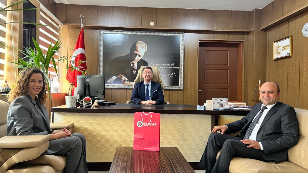 Şehzadeler İlçe Milli Eğitim Müdürü Metin GENÇAY'a ziyaret