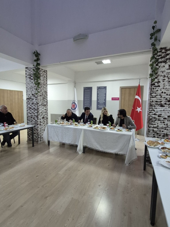 Eğitim Camiası ile İftar Buluşması görseli 4