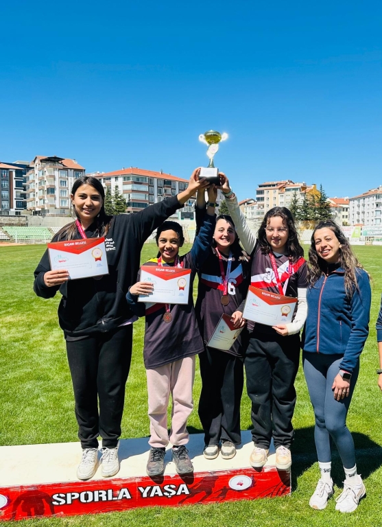 Okul Sporları Küçük Kızlar Bocce Müsabakalarında Kızlarımız 12 Takım Arasından İl Dördüncüsü Olmuştur.