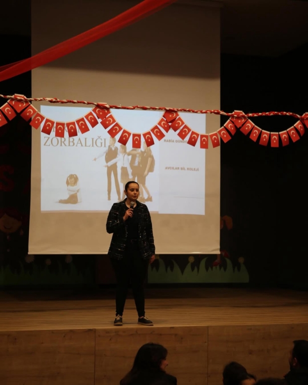 Akran Zorbalığına Karşı Farkındalık Semineri Ortaokul öğrencilerimize, Psikolog Rabia Gündoğar tarafından ‘’Akran Zorbalığı” konulu seminer gerçekleştirildi. görseli 8