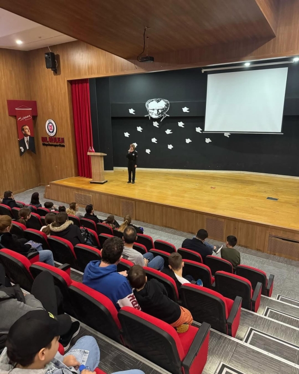 BİL CHESS 1. Hamle Satranç Turnuvası ♟️ 7-12 yaş kategorisi teknik toplantımızdan kareler sizlerle! görseli 3