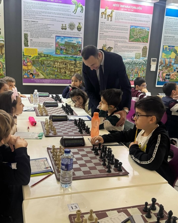 BİL CHESS 1. Hamle Satranç Turnuvası ♟️ 7-12 yaş kategorisi teknik toplantımızdan kareler sizlerle! görseli 8