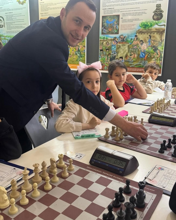 BİL CHESS 1. Hamle Satranç Turnuvası ♟️ 7-12 yaş kategorisi teknik toplantımızdan kareler sizlerle! görseli 10