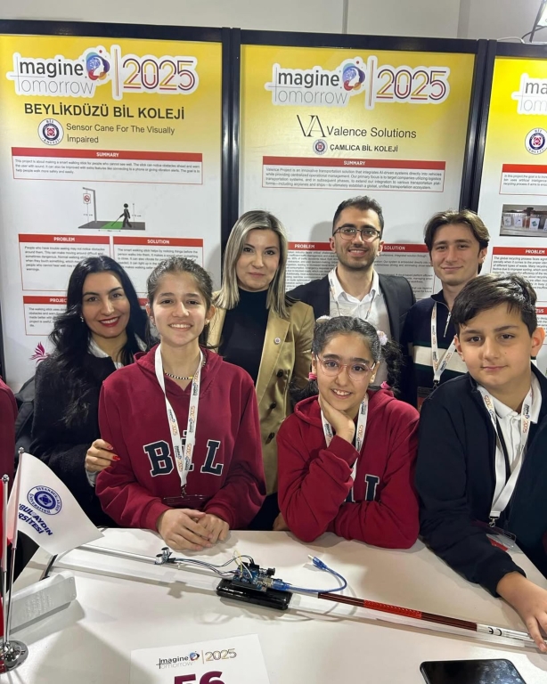 Beylikdüzü Bil Koleji olarak Imagine Tomorrow 2025’teyiz! Girişimcilik, inovasyon ve yaratıcılıkla dolu bu uluslararası arenada takım ruhumuz, fikirlerimiz ve cesaretimizle yerimizi aldık! görseli 3