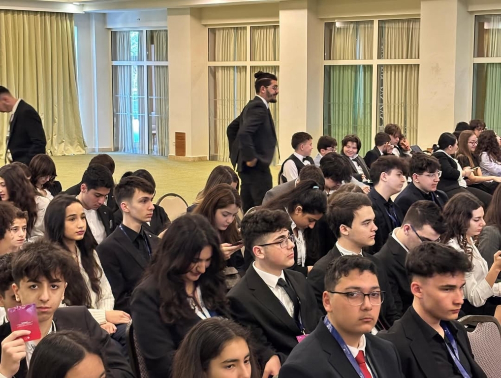 Kağıthane BİL Koleji BİL MUN’da! Antalya | BİL MUN 2025 3. Gün | Kapanış & Sertifikalar Üçüncü gün, verimli tartışmaların sonuna yaklaşırken bizleri gururlandıran, birincilik ile okulumuzu temsil eden Eymen Kütük’e ve en iyi delegeler listesine giren “Hasan Ezel Yıldız” ı ve “Eymen Kütük” ü tebrik ediyoruz. @bilmunconference #BİLMUN #KağıthaneBİLKoleji #MUN2025 #LiderlerYetişiyor görseli 4