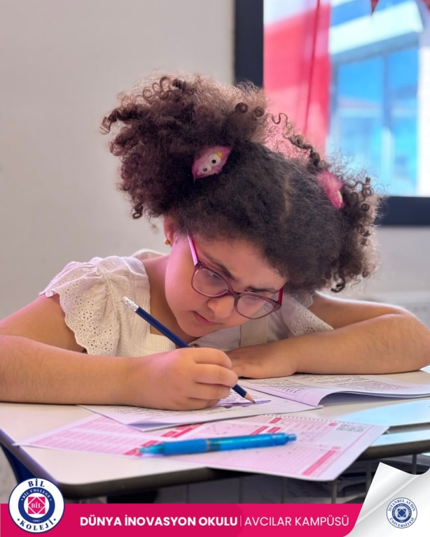 Avcılar BİL Koleji olarak, 3-4 Mayıs tarihlerinde düzenlediğimiz Bursluluk Sınavlarını başarıyla tamamlamış olmanın gururunu yaşıyoruz! Sınavımıza gösterdikleri yoğun ilgiyle bizleri mutlu eden tüm öğrencilere ve ailelerine teşekkür ederiz. Bu anlamlı yolculukta emeği geçen herkesi tebrik ediyor, tüm öğrencilerimize başarılarla dolu bir gelecek diliyoruz! #bilkoleji #bursluluksınavı #okulkabulsınavı görseli 2