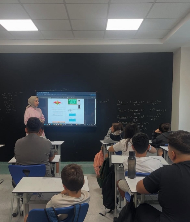 8. Sınıf Hızlandırma Programı Tüm Hızıyla Devam Ediyor! Öğrencilerimiz, hedeflerine bir adım daha yaklaşmak için yoğun bir tempoyla çalışmalarını sürdürüyor. Motivasyon yüksek, tempo yüksek, başarıya giden yolda durmak yok! görseli 2