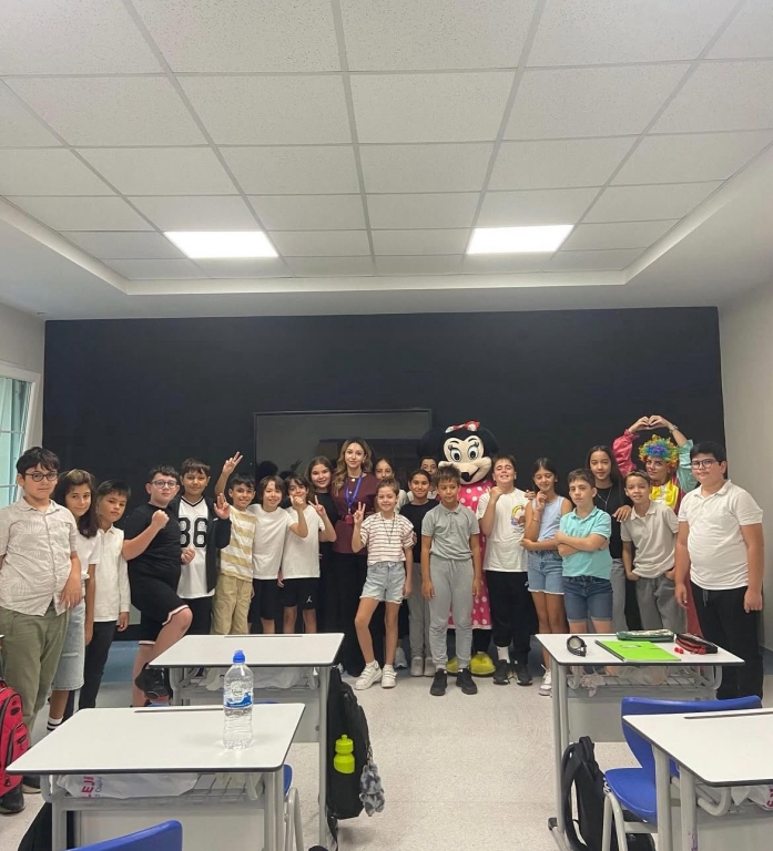 Yeni eğitim-öğretim yılına coşkuyla başladık! Okul açılış törenimizi gururla gerçekleştirdik. görseli 6