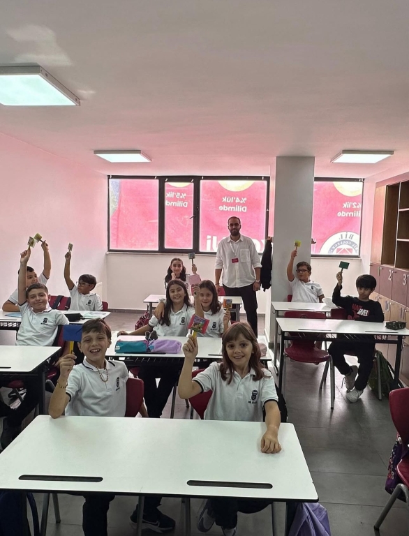 YENİ DÖNEM, YENİ UMUTLAR... TÜM ÖĞRENCİLERİMİZE BAŞARI DOLU BİR YIL DİLİYORUZ! görseli 4