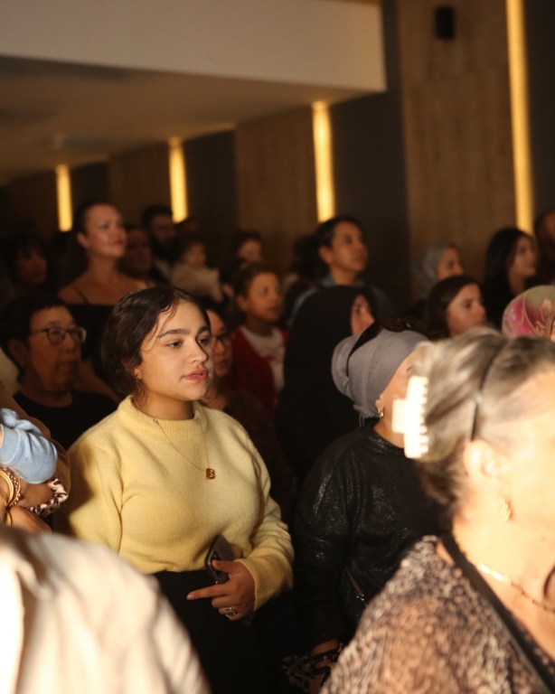 “Minik eller, büyük hayaller… Bugün sahnede sadece dans etmedik; Cumhuriyet coşkusunu bütün kalbimizle yaşadık! Gülüşleriyle herkese umut olan anaokulu kahramanlarımızla 29 Ekim Cumhuriyet Bayramımızı rengârenk kutladık! Ne mutlu bize ki böyle güzel bir geleceğimiz var görseli 3