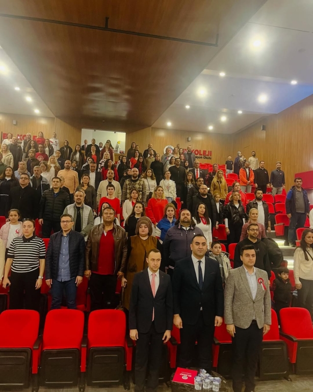 Bir milletin kaderini değiştiren o büyük adımın 102. yılındayız… Bugün, ortaokul öğrencilerimiz Cumhuriyet coşkusunu yüreklerinde hissediyor. Onların gözlerindeki ışık, Cumhuriyetimizin en güzel teminatı. Yaşasın Cumhuriyet, yaşasın Atatürk’ün izinde büyüyen nesiller! #29Ekim #CumhuriyetBayramı #YaşasınCumhuriyet #Atatürk #Ortaokul #CumhuriyetCoşkusu görseli 9