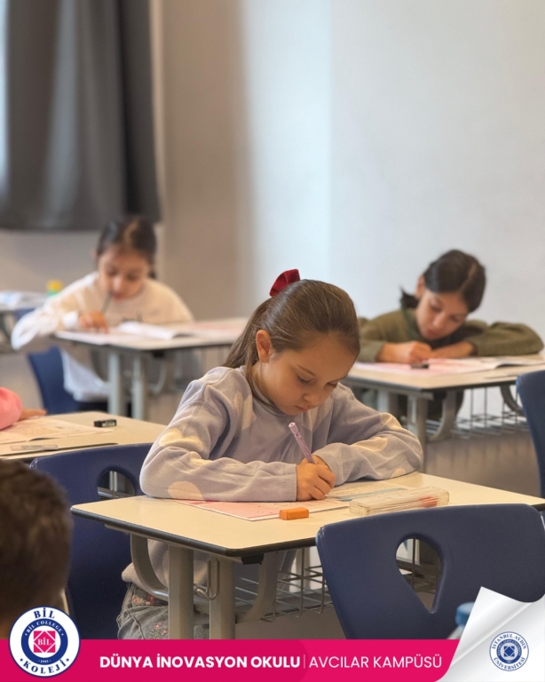 10 -11 Ocak Cumartesi günü bursluluk sınavımızın ilk gününü başarıyla tamamladık. Sınava katılan tüm öğrencilerimize teşekkür ediyor, emeklerinin karşılığını alacakları güzel sonuçlar diliyoruz #AvcılarBİLKoleji #BurslulukSınavı #Eğitim #Başarı #Okul