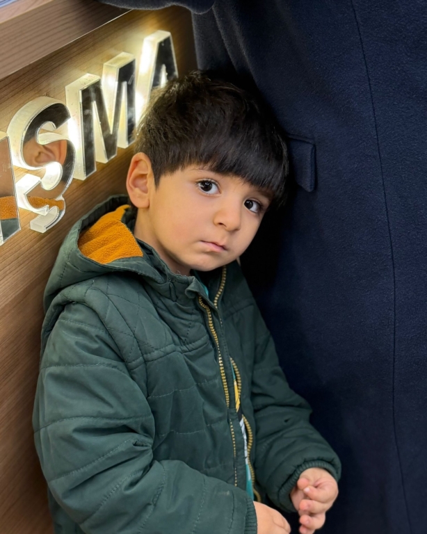 Bursluluk sınavımızın ilk gününü başarıyla tamamladık! Bugün okulumuza gelen öğrencilerimiz, bilgi birikimlerini ortaya koyarken aynı zamanda sınav heyecanını ve başarma isteğini birlikte yaşadı. Sınav süreci boyunca öğrencilerimizin motivasyonunu destekleyen öğretmenlerimize ve organizasyonda emeği geçen tüm ekip arkadaşlarımıza teşekkür ederiz. Bu günde çocuklarının yanında olan, sürece güvenle eşlik eden değerli velilerimize de ayrıca teşekkür ediyoruz. #BurslulukSınavı #BilKoleji #EğitimdeGelecek #BaşarıyaAdım #SınavHeyecanı #Eğitim #ÖğrenciOdaklı #GeleceğiBirlikteİnşaEdiyoruz #OkulHayatı #BilKolejiBeylikdüzü görseli 21