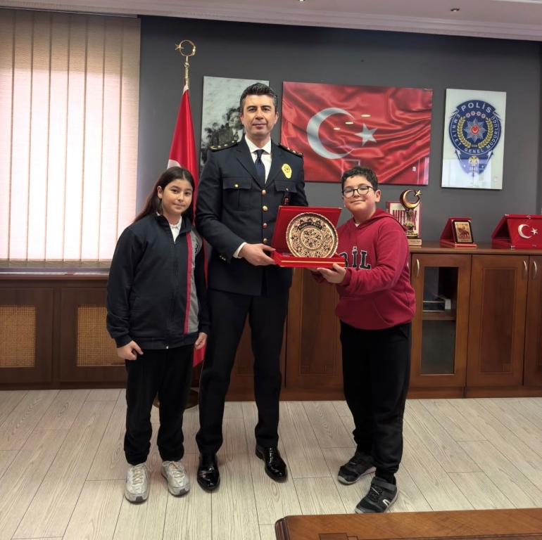Polis Haftası’nda Anlamlı Ziyaret! görseli 4